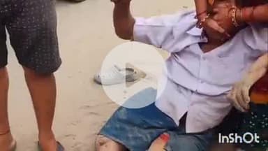 बिक्रमगंज: बिक्रमगंज डिहरी पथ पर रेलवे क्रॉसिंग के पास तेज रफ्तार ट्रक ने कार में मारी टक्कर, कार सवार घायल