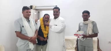 बहादुरपुर: नवीन मंडल के अध्यक्ष निर्वाचित होने पर जिलाध्यक्ष और कार्यकर्ताओं ने दी शुभकामनाएं