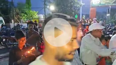 फिरोज़ाबाद: मानव अधिकार सहायता संघ के बैनर तले फ़िरोजाबाद शहर के अटल पार्क में निकाला गया केंडल मार्च