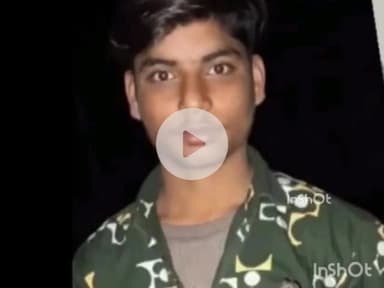 बरेली: कैंट थाना क्षेत्र के भौआपुर में अवैध असलहे के साथ दो युवकों की फोटो हुई वायरल