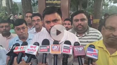 कानपुर: अहमदाबाद में हुई विमान दुर्घटना में जान गंवाने वालों के लिए लाजपत भवन से कैंडल मार्च का आयोजन: युवा प्रकोष्ठ अध्यक्ष