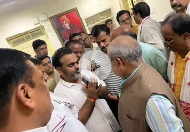 तानसेन: ग्वालियर स्थित अपने निवास पर मध्य प्रदेश विधानसभा के अध्यक्ष ने लोगों की सुनील समस्याएं