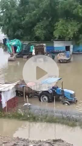 dhaprighat camp may barish ka pani