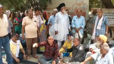 सरकार को घेरने की बनेगी नई रणनीति
-अंतिम सांस तक संघर्ष करते रहने की  चेतावनी, 117 वें दिन भी जेके मजदूरों का धरना जारी