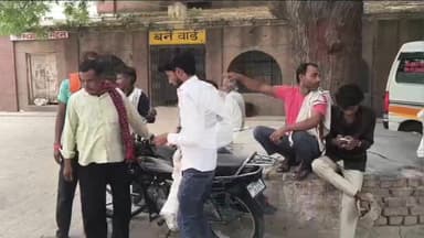 जलेसर: कस्बा जलेसर के आगरा चौराहा समीप धर्मशाला में संदिग्ध परिस्थितियों में 45 वर्षीय व्यक्ति की मौत, परिवार में मचा कोहराम