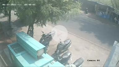 लाडपुरा: शहर में एक निजी रेस्टोरेंट के बाहर से स्कूटी हुई चोरी, स्कूटी चोरी करते 3 लड़के सीसीटीवी में हुए कैद