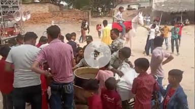 सुल्तानपुर: ईद ग़दीर पर मनियारपुर में दिखी अकीदतमंदों की आस्था, निकला विशाल जुलूस