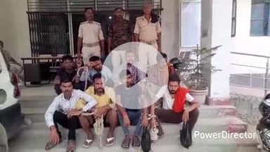 कहरा: उत्पाद पुलिस ने छापेमारी कर 3 कारोबारियों और 5 शराबियों को किया गिरफ्तार, सहरसा कोर्ट में पेश कर आगे की कार्रवाई जारी