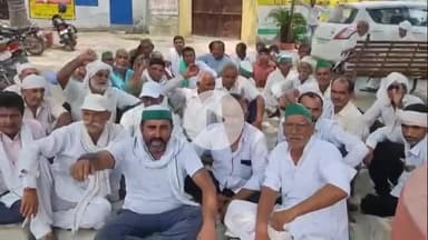 नौगावां सादात: नौगांवा तहसील पर भारतीय किसान यूनियन की बैठक का आयोजन, किसानों पर हुए मुकदमे को वापस लेने की मांग