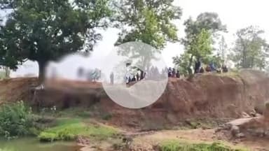 गुमला: नोसई नदी के पास आम के पेड़ से फांसी लगाकर एक व्यक्ति ने की आत्महत्या