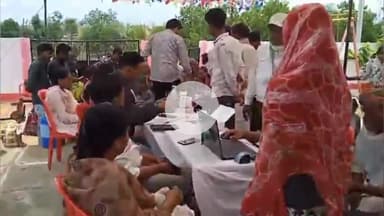 खरगौन: धरती आभा ग्राम उत्कर्ष अभियान के तहत जिले के ग्रामों में शिविर का आयोजन किया जा रहा है