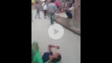 जलेसर: गांव पिलखतरा में शराब के नशे में युवक ने घर में घुसकर महिला के साथ की मारपीट, लात मारकर तोड़ा गेट, वीडियो हुआ वायरल