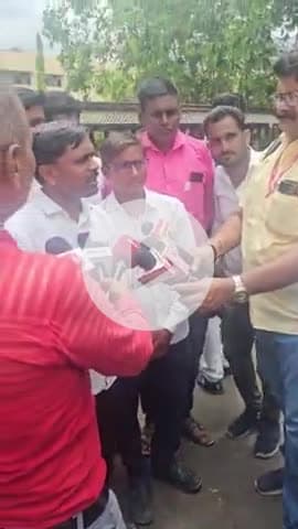 घनसावंगी: पालकमंत्र्यासमोर निवेदन देणाऱ्या शेतकऱ्यांला गचंडी देणाऱ्या पोलिसांवर कारवाई करा: युवा संघर्षसमिती सदस्य ज्ञानेश्वर उढाण