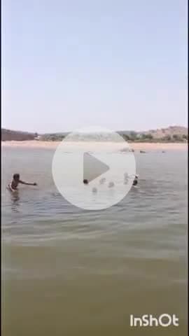 टोंक: जिला कलेक्टर डॉ. जितेंद्र कुमार सोनी ने बनास नदी में डूबे 8 युवकों के आश्रितों के लिए स्वीकृत की आर्थिक सहायता