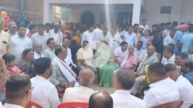 कोडरमा: झामुमो केंद्रीय समिति सदस्य गोपाल यादव के अंतिम संस्कार में उमड़ी भीड़, विधायक समेत कई नेता हुए शामिल