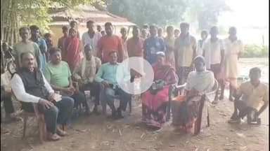 सेन्हा: मुर्की कुम्बा टोली में प्रवासी मजदूर की मौत के बाद इंटक अध्यक्ष आलोक साहू ने परिजनों को आर्थिक मदद का आश्वासन दिया