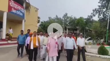 हज़ारीबाग: कुबरी गांव में महिला की हत्या मामले में आरोपी की गिरफ्तारी को लेकर परिजनों ने थाना प्रभारी से मुलाक़ात की