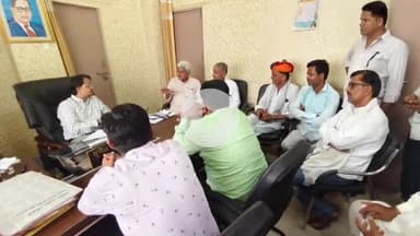 भिनाय: उपखण्ड कार्यालय भिनाय में विधायक वीरेंद्र सिंह ने अधिकारियों के साथ समीक्षा बैठक की और ग्रामीणों की समस्याएं सुनीं