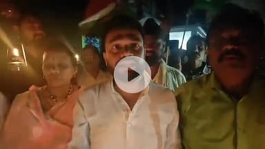 जगदलपुर: वीर सावरकर वार्ड सहित विभिन्न वार्डों में पसरा अंधेरा, कांग्रेस ने विरोध में किया कैंडल मार्च