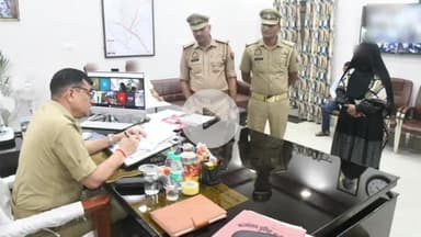मिलक: पुलिस अधीक्षक विद्यासागर मिश्रा ने पुलिस कार्यालय में जनसुनवाई के दौरान 100 से अधिक फरियादियों की फरियाद पर की सुनवाई