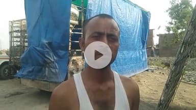 खबर औरैया से सत्ती तालाब पर मुर्गा की गाड़ी खड़ी होने से स्थानीय दुकानदारों और रहगीरो को बदबू से होती है परेशानी