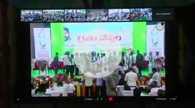 మహబూబ్ నగర్ అర్బన్: మహబూబ్ నగర్ రూరల్ మండలం ధర్నా పూర్ గ్రామం లో హాజరైన శాసన సభ్యులు యెన్నం శ్రీనివాసరెడ్డి,జిల్లా కలెక్టర్ విజయేందిర బోయి