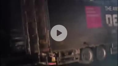 बगोदर: जीटी रोड डोरियों के पास कंटेनर में भीषण आग, दमकल ने आग पर पाया काबू