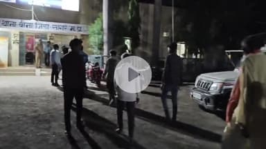 बीना: ग्राम मालखेड़ी में शासकीय रास्ते को लेकर विवाद, रात में बड़ी संख्या में ग्रामीण पहुंचे थाने