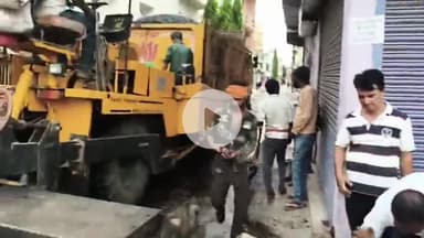 सागर नगर: मकरोनिया नगर पालिका अध्यक्ष ने वार्ड नंबर-6 में बीटी रोड निर्माण कार्य को लेकर किया भूमिपूजन