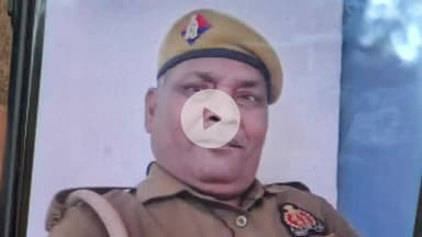 झांसी: सकरार में दुर्घटना में होमगार्ड की मौत,एक होमगार्ड घायल मेडिकल में चल रहा इलाज,दूसरे का झांसी में हो रहा पोस्टमार्टम