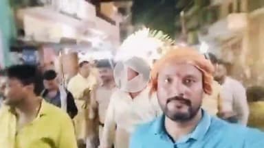 सुल्तानपुर: सेमरी बाजार में आयोजित खाटू श्याम की शोभायात्रा में उमड़ी श्रद्धालुओं की भीड़, जय श्री श्याम के लगाए गए जयकारे