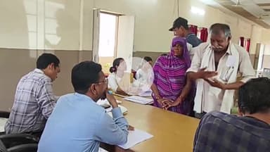 बीना: तहसील सभागार में जनसुनवाई, शिकायतकर्ताओं की लगी भीड़, दर्जनों आवेदन पहुंचे