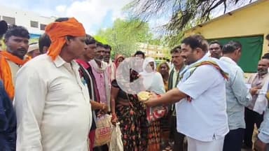 बीना: ग्राम छायनकाछी के आदिवासियों को प्रधानमंत्री आवास की दूसरी किस्त नहीं मिली, महिलाओं ने एसडीएम से लगाई मदद की गुहार