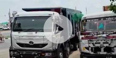 निवाई: बरौनी पुलिस ने मंडावर तन बनास नदी से अवैध बजरी से भरा एक डंपर व रोडर किया ज़ब्त