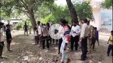 मंझनपुर: डीएम ने मौके पर कराई जमीन की पैमाइश, शिकायत निकली गलत, शिकायतकर्ता हुए संतुष्ट, मंझनपुर कलेक्ट्रेट में हुई थी शिकायत