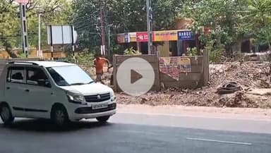 कानपुर: मंधना रेलवे लाइन चौकी के सामने महिला ने ट्रेन से कटकर आत्महत्या करने का किया प्रयास, पति और भाई ने बचाई जान