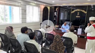 कोडरमा: उपायुक्त कार्यालय में आयोजित जनता दरबार में मारपीट व जान से मारने की धमकी देने का मामला आया सामने, दिया गया जांच का आदेश