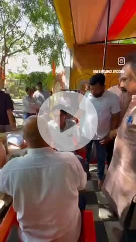 15 जून कैंची धाम स्थापना दिवस के उपलक्ष्य पर 
#नीमकरौरीधामइंदौर
#neemkarolimaharajji #neemkarolibabaashramtaos #neemkarolibaba❤️ #neemkarolibabaquotes #today