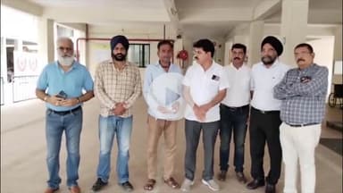 कनाड़िया: ट्रैफिक पुलिसकर्मी ने वाहन चालक को मारा, दो दांत टूटे, चालक टूटे दांत लेकर अधिकारियों के पास पहुंचा