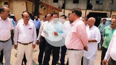 पीलीभीत: पूरनपुर सहकारी चीनी मिल का जिलाधिकारी ने किया निरीक्षण, मरम्मत कार्य को दिखाया