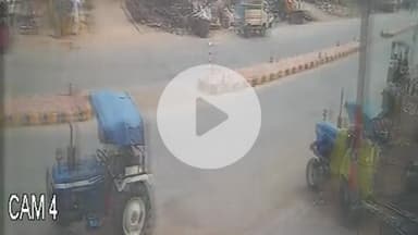 अनूपगढ़: अनूपगढ़ के बिजली बोर्ड के पास खड़े ट्रैक्टर से टकराई कार, कार चालक घायल हुआ