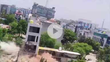 राऊ: बम से उड़ाई गई बिल्डिंग में बने हैं 25 भवन, नेता प्रतिपक्ष ने बिल्डिंग मालिक से ₹5 लाख मांगने का आरोप लगाया