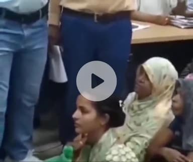 ग्वालियर गिर्द: पानी की समस्या को लेकर भाजपा पार्षद भावना नगर निगम कार्यालय में धरने पर बैठीं