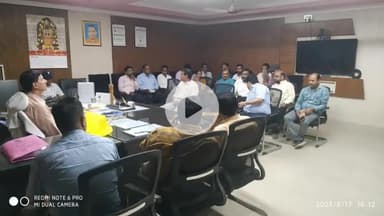 मंझनपुर: ई-ऑफिस में निष्क्रियता पर सीडीओ ने सख्त रुख अपनाया, एक सप्ताह में कार्रवाई नहीं होने पर जून का वेतन रोका जाएगा