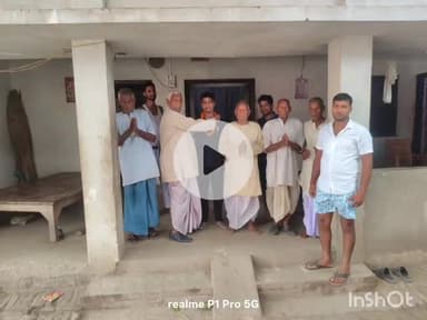 बेगूसराय: इनियार के गोविंद ने नीट परीक्षा में सफलता पाई, लोगों ने दी बधाई