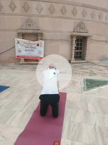 पचपदरा: अंतर्राष्ट्रीय योग दिवस के तहत नाकोड़ा में योगा पूर्वाभ्यास का हुआ आयोजन, आमजन में दिखा उत्साह