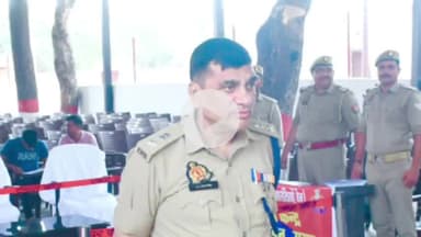 मिलक: पुलिस अधीक्षक विद्यासागर मिश्र ने रिजर्व पुलिस लाइन में सीधी भर्ती 2023 के अभ्यर्थियों के साथ बैठक कर दिए जरूरी निर्देश