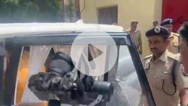 झांसी: राज्य महिला आयोग की उपाध्यक्ष ने पुलिस भर्ती को लेकर विपक्षी पार्टियों पर साधा निशाना, कहा- सरकार अपना वादा निभा रही है