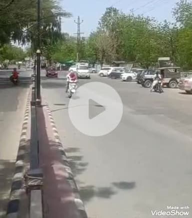 जालौर: जालोर में आज आंधी-बारिश का ऑरेंज अलर्ट, आहोर में सड़क पर भरे बरसात के पानी में फैला करंट, सांड की मौत