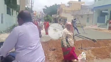 మహబూబ్ నగర్ అర్బన్: రహదారుల నిర్మాణంలో జాప్యం అధికారుల నిర్లక్ష్యం ఆగ్రహం వ్యక్తం చేస్తున్న వాహనదారులు #localissue